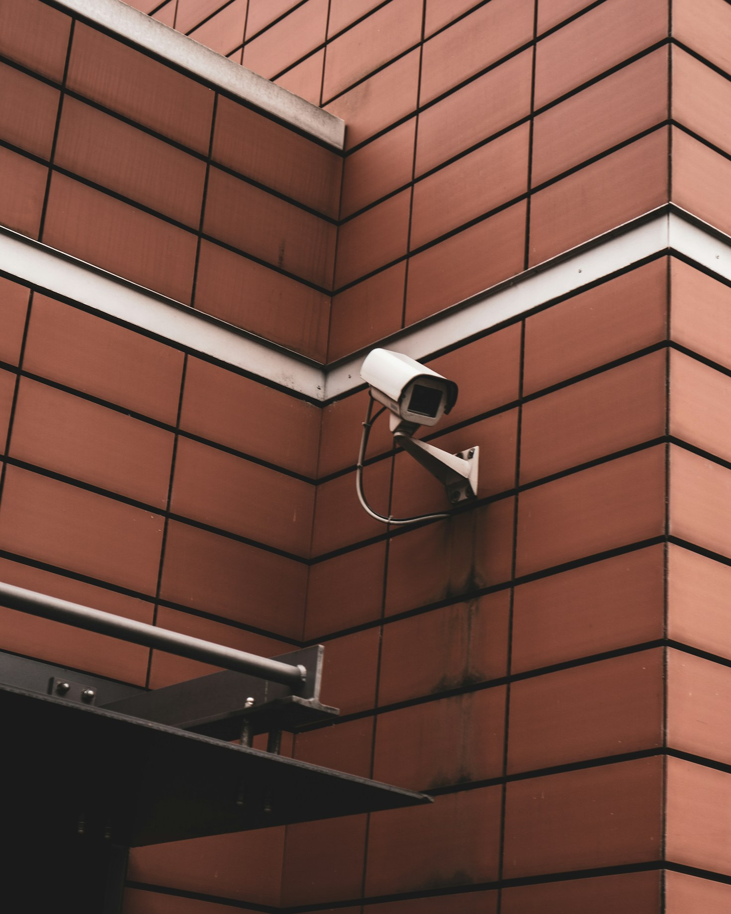 The Importance of Reliable Physical Security Services